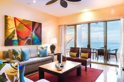 Image de 2 Bedroom Beach Apartment in Beautiful Puerto Vallarta with Resort Access