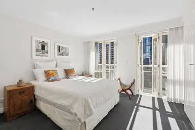 Image de KozyGuru | Sydney Cbd | Spacious Urban Living