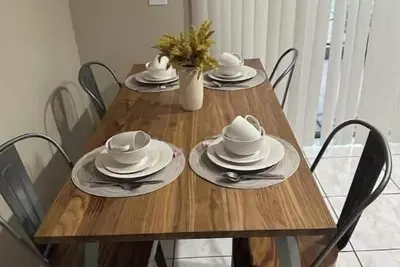 Image de Maxx Maximum Comfort Llc, 2-Bedrooms, 1 Bathroom