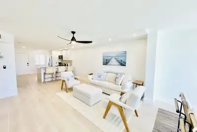 Image de Jupiter Beach Retreat• Walk To Beach And Pool!