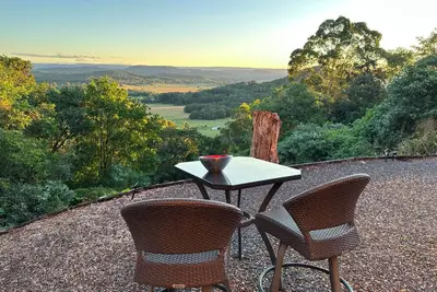 Image de RiverRock Retreat Maroochy, Sunshine Coast: 6 bed 6, bath, 15 min from beach