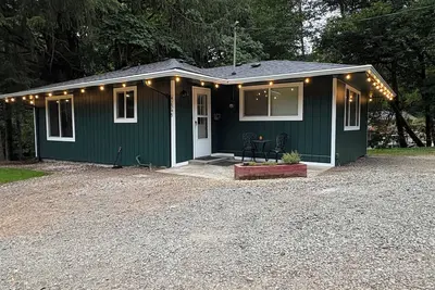 Image de House in Seaside- Elsie’s Humble Haven Creekside view