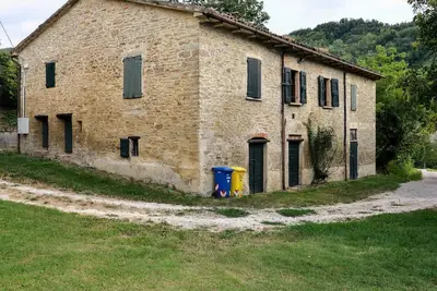Image de Appartement rustique avec piscine