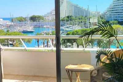 Image de 2pces magnifique vue mer et port\nClim et parking 100m de la plage