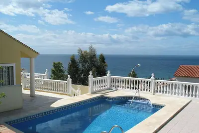 Image de Spacious villa with fantastic sea view and private pool,