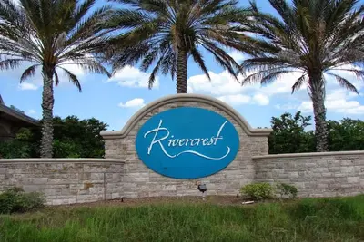 Image de Townhome Retreat -WiFi Laundry access and Ac with charming bedroom! Rm Only