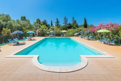 Image de Ferme 'Il Nazareno - Civetta' avec piscine partagée, terrasse privée et Wi-Fi