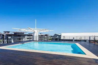 Image de The Blue Horizon Modern Comfort Two Bedroom Umhlanga Ridge Apartment Sleeps 6