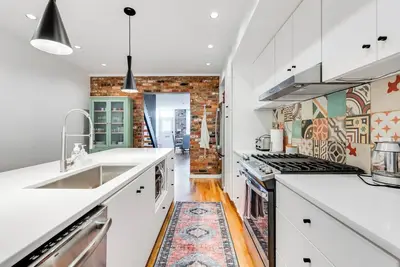 Image de *New | Church Hill Gem | 3br + Office Space
