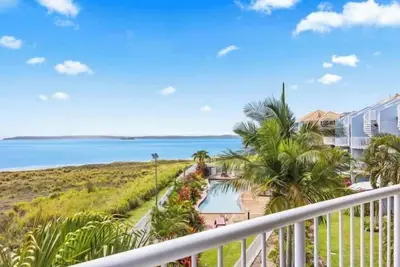 Image de Wake to the Waves – 182b Studio Oceanfront Apartment