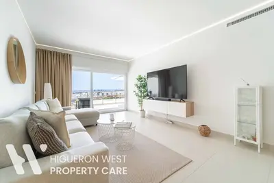 Image de The Sunset Vista – The Hill Collection by Hwpc