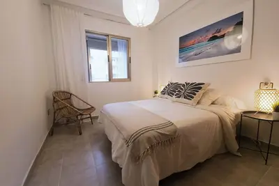 Image de At the center, Playa del Acequion, Sea 200 m