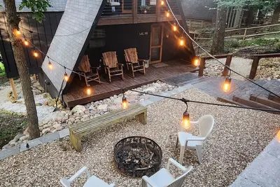 Image de Charming A frame Chalet w/ hot tub in Marble Falls