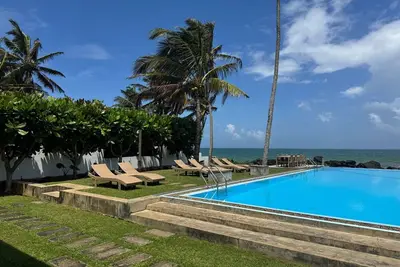 Image de Oceanfront 5-bedroom villa with pool & chef on Sri Lanka's Southernmost point