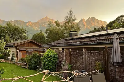 Image de Appartement 'Am Wehr' avec vue sur la montagne, terrasse privée et Wi-Fi