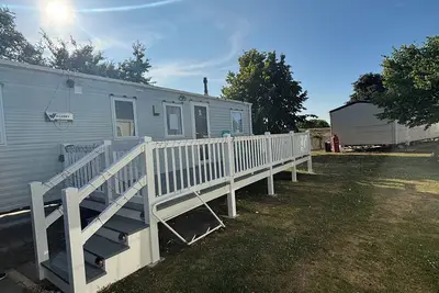 Image de Singh&Leite Family caravan for 10 people with 2toilets and lovely Decking