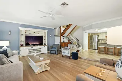 Image de Spacious Villa Near Beach in Gated Community