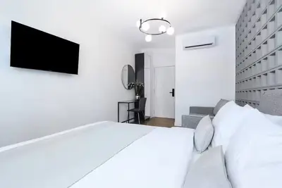 Image de Chic 1-bedroom apartment with WiFi, Ac in charming Beograd