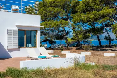 Image de Maison de Vacances 'Casa Con Vistas Al Mar - Son Xabali' avec Vue sur la Mer, Terrasse Privée et Wi-Fi