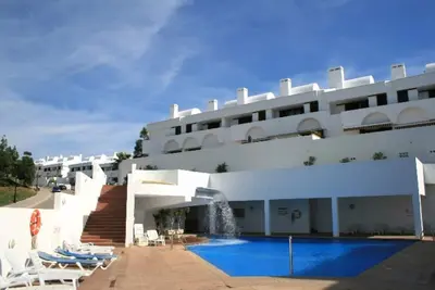 Image de 3-bedroom house in La Cala, WiFi, Ac, sea views, pool, 5min from beach & town.