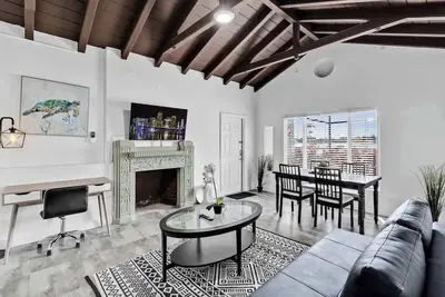 Image de Lovely 1 Br Walking Distance To Ocean - Suite 1