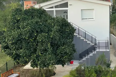 Image de Grapefruit house in a quiet, natural location close to the beach