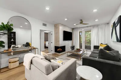 Image de Ultra Lux Oasis - completely remodeled, gated community