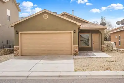 Image de Charming 3-bedroom house in marvelous Las Cruces - Everything you need is here.