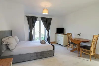 Image de Sunflower, romantic, character holiday cottage in Northampton