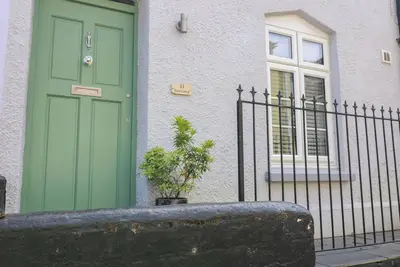 Image de The Hideaway, pet friendly, with a garden in Dartmouth