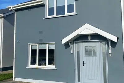 Image de 35 Atlantic View, Kilkee -  a two story that sleeps 5 guests  in 3 bedrooms