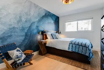 Image de Ocean Paradise Awaits. 2 bed 1 bath, Walking distance to the ocean!