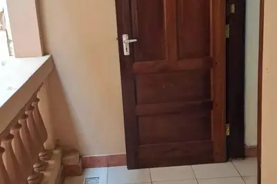 Image de 1-bedroom apartment in Nyali Mombasa with WiFi, fun and near social amenities.