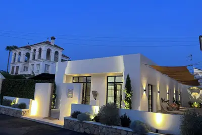 Image de Casa Chica 1. Beautiful apartment near the sea in the middle of the countryside with swimming pool.