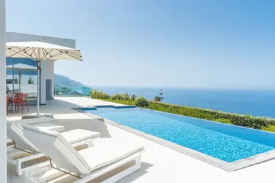 Image de Villa Alegria by Atlantic Holiday