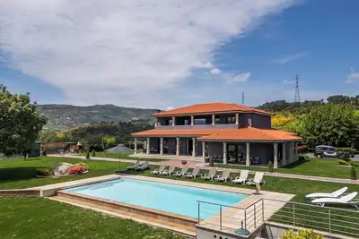 Image de HostWise - 10br Douro Villa with Pool
