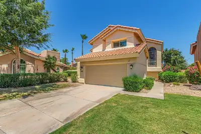 Foothills Paradise Retreat * Elegant * Chic * Pool