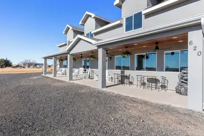 Image de Zion Luxury Retreat - Luxurious, Spacious with Mountain Views
