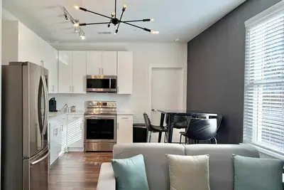 Image de Downtown 4b3b Penthouse Level Apartment in Old Fourth Ward!