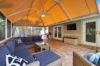Image de Family-Friendly Boca Gem: 4br/3ba w/ Pool & Sauna