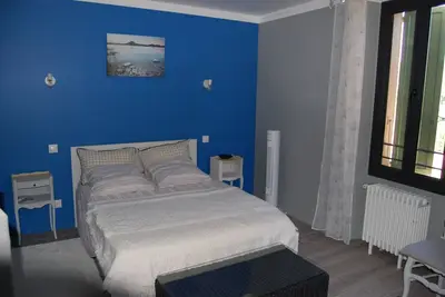 Image de logement dans un mas des années 1800 entièrement rénover au calme complet.