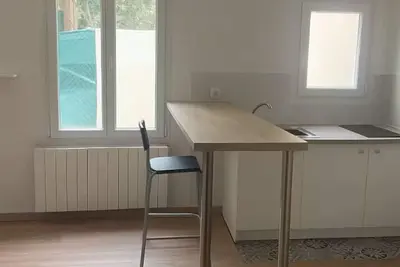 Image de Studio refait à neuf 5mn de la Rotonde (quartier Sextius)