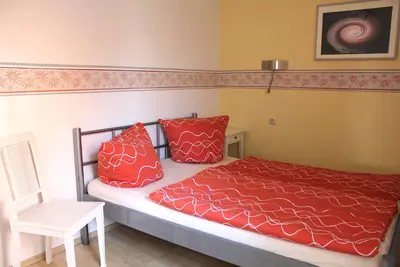 Image de Seestern apartment - perfect for families with playground & garden, 15 min to the beach
