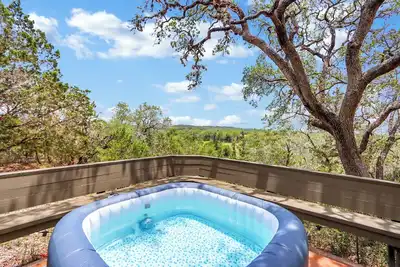 Image de Hot Tub, Ev Charger, Plus Stunning Hill Country Stargazing & Wildlife