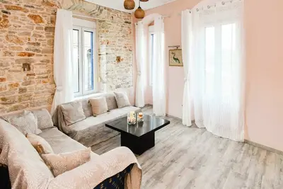 Image de Traditional Samos Home with Jacuzzi and Private Balcony