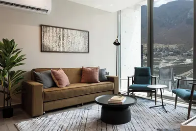 Image de Luxurious 3-Bedroom Getaway with Pool and Scenic Views