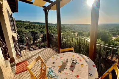 Image de Villa 'Il Giglio Rosa' avec Vue sur la Mer, Terrasse Privée et Jardin Privé