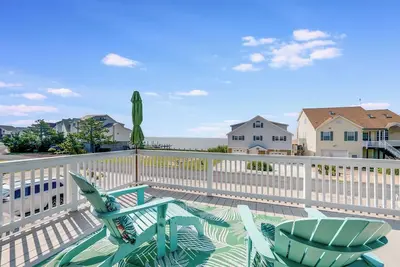 Image de Bay Breeze by Seaside Vacations & Sales