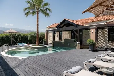 Image de Villa Peacock with Spa Facilities