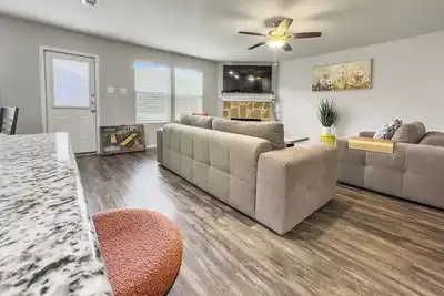 Image de Little Elm Getaway - Minutes from Lake Lewisville